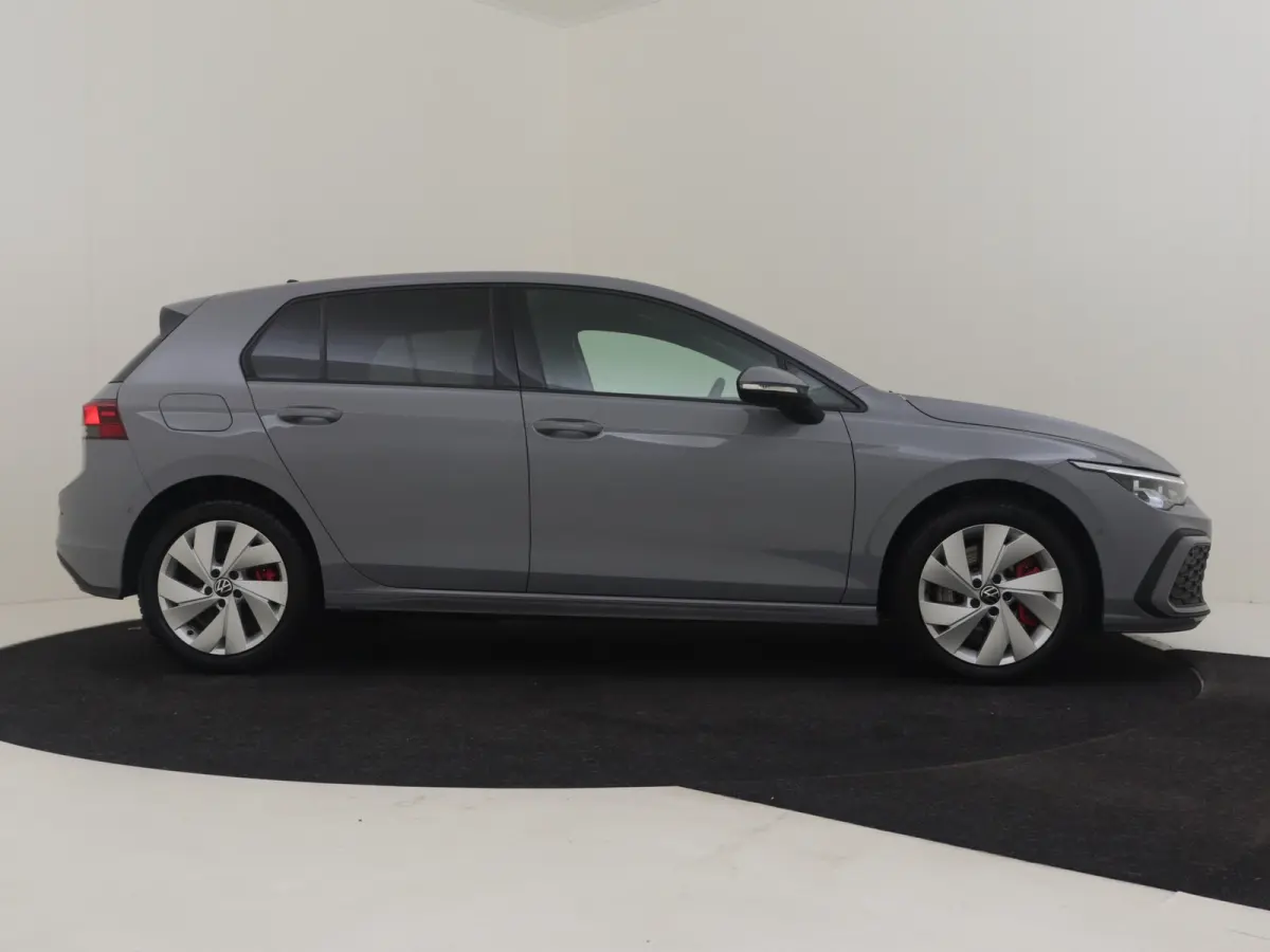 1.4 eHybrid GTE l Nardo Grey l Stoel/Stuurverwarming l Matrix LED l Keyless | Navigatie l Camera l Parkeersensoren l 17"LMV