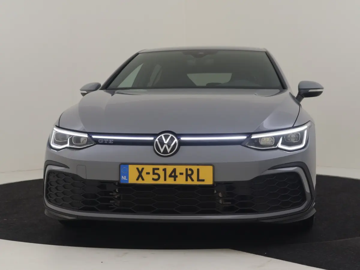 1.4 eHybrid GTE l Nardo Grey l Stoel/Stuurverwarming l Matrix LED l Keyless | Navigatie l Camera l Parkeersensoren l 17"LMV