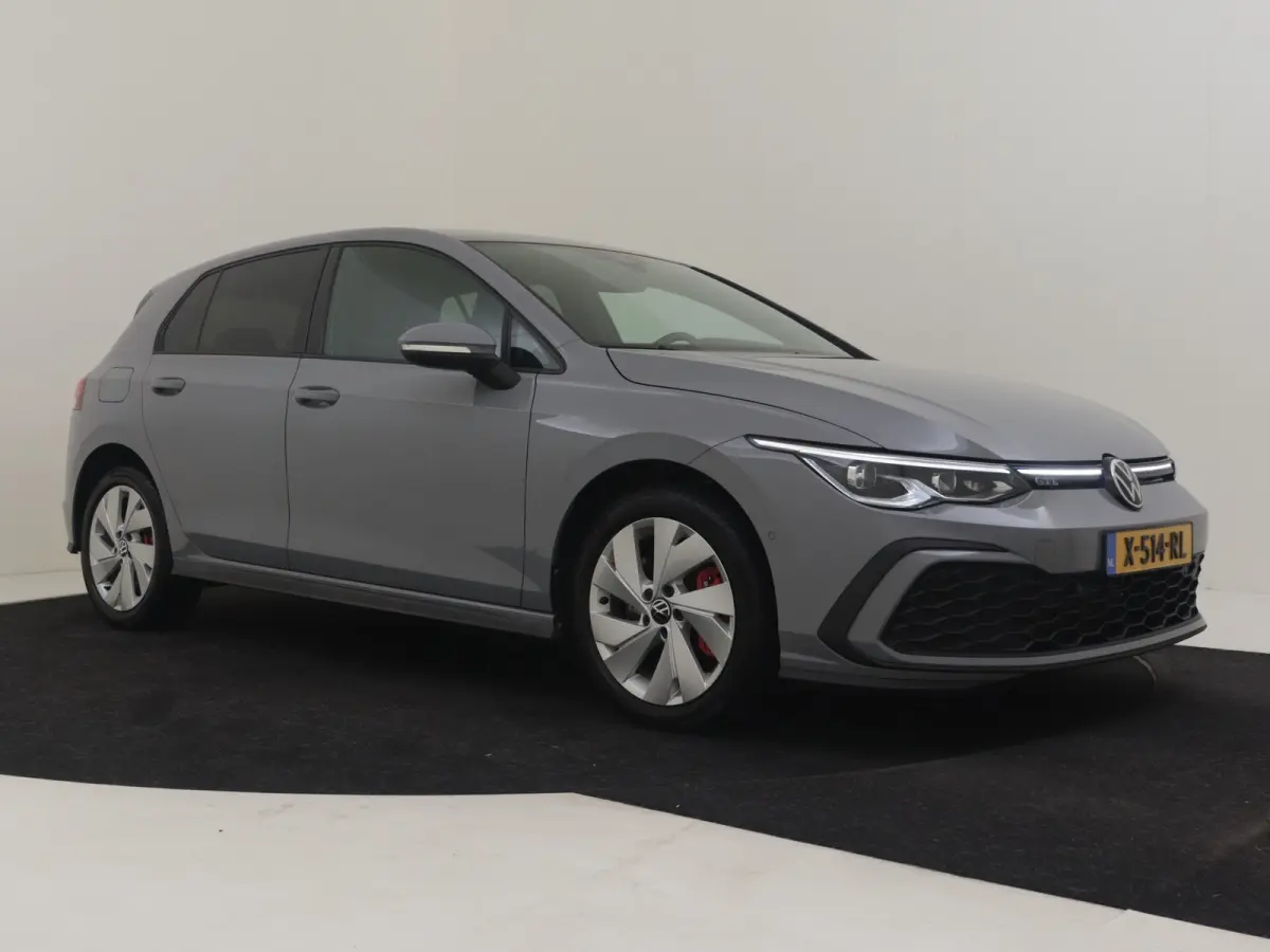 1.4 eHybrid GTE l Nardo Grey l Stoel/Stuurverwarming l Matrix LED l Keyless | Navigatie l Camera l Parkeersensoren l 17"LMV