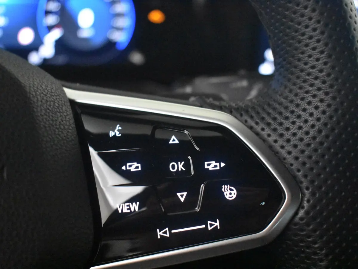 1.4 eHybrid GTE l Nardo Grey l Stoel/Stuurverwarming l Matrix LED l Keyless | Navigatie l Camera l Parkeersensoren l 17"LMV