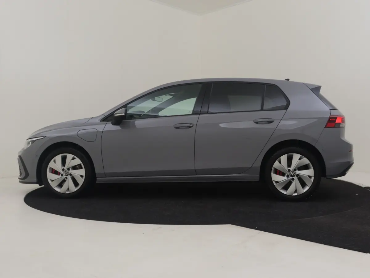 1.4 eHybrid GTE l Nardo Grey l Stoel/Stuurverwarming l Matrix LED l Keyless | Navigatie l Camera l Parkeersensoren l 17"LMV