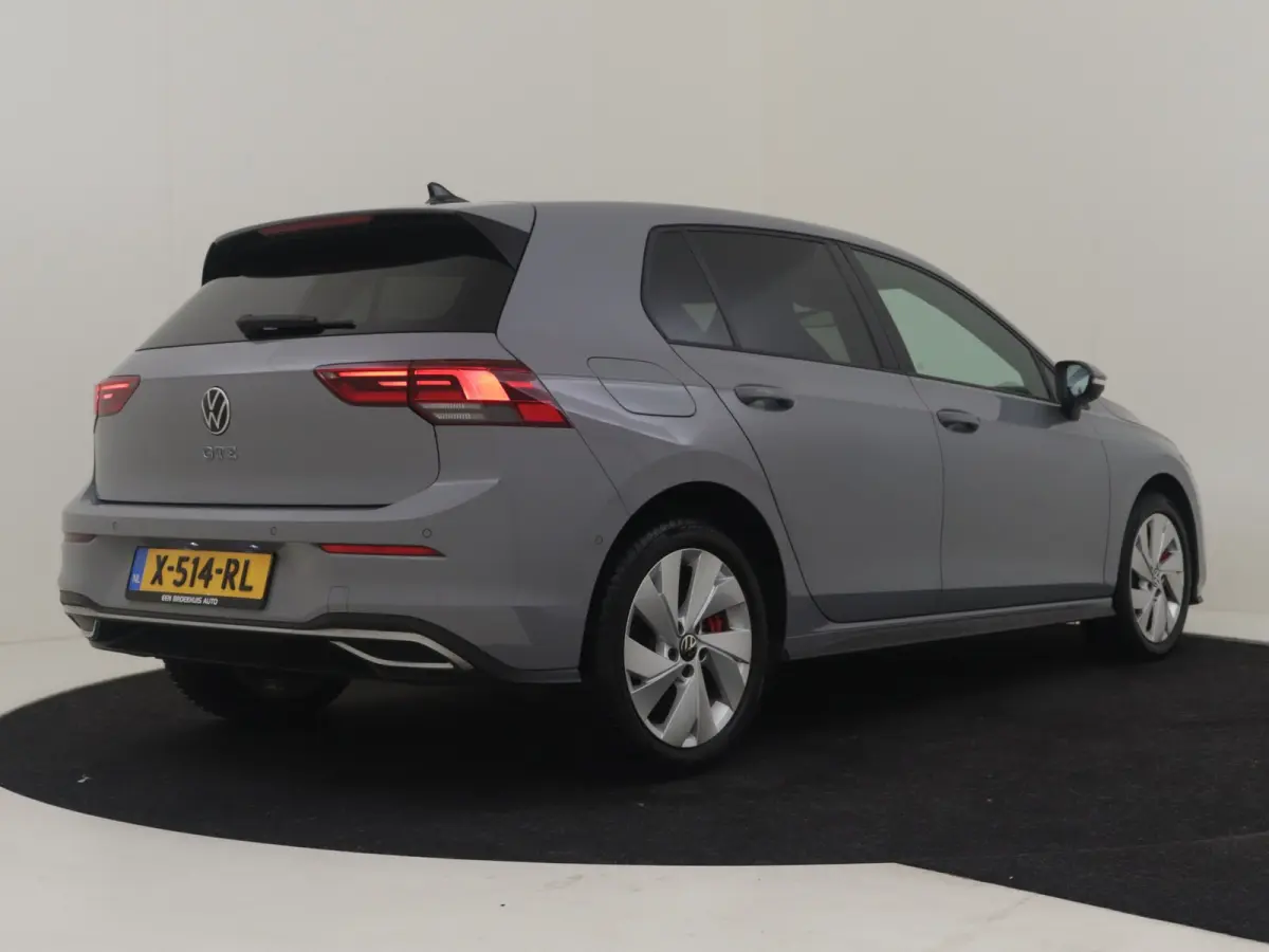 1.4 eHybrid GTE l Nardo Grey l Stoel/Stuurverwarming l Matrix LED l Keyless | Navigatie l Camera l Parkeersensoren l 17"LMV