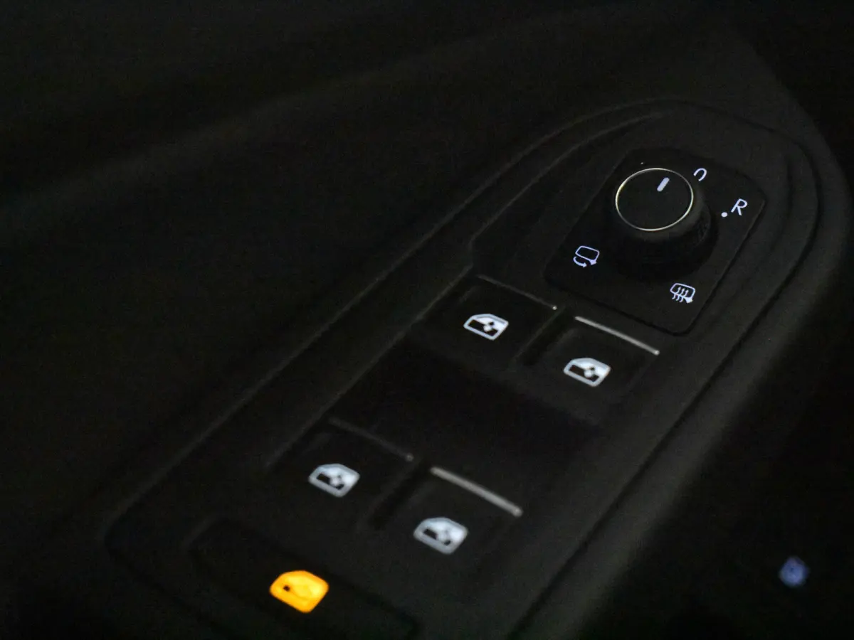 1.4 eHybrid GTE l Nardo Grey l Stoel/Stuurverwarming l Matrix LED l Keyless | Navigatie l Camera l Parkeersensoren l 17"LMV