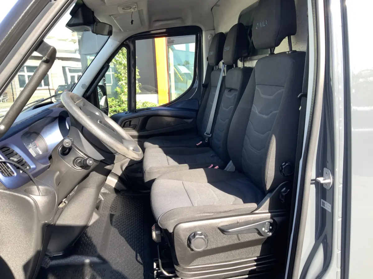 35S14V 2.3 352 H3 L Automaat Cruise Camera 3 Zits Airco Trekhaak 3500 kg Opstap Euro 6 export