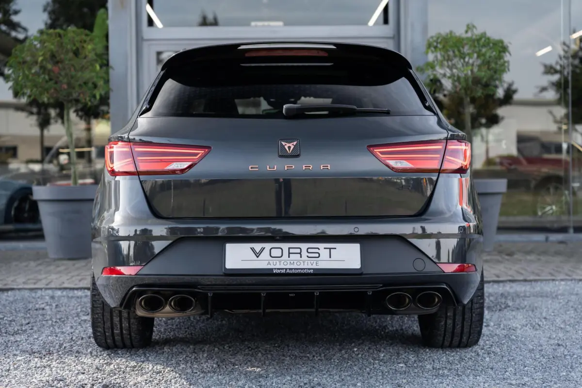 2.0 TSI CUPRA R 4Drive Carbon Pano Beats Brembo