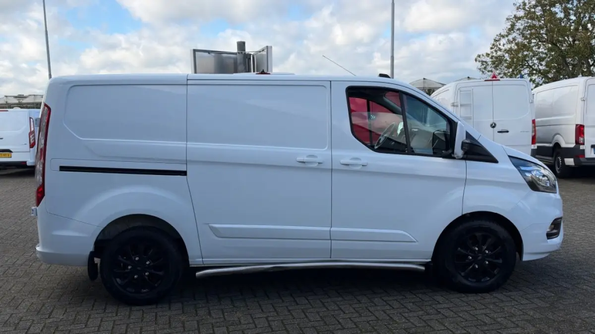 2.0 TDCI 96KW 131PK AUTOMAAT EURO 6 AIRCO/ NAVIGATIE/ CAMERA/ CRUISE CONTROL/ PARKEERSENSOREN/ 100% DEALERONDERHOUDEN