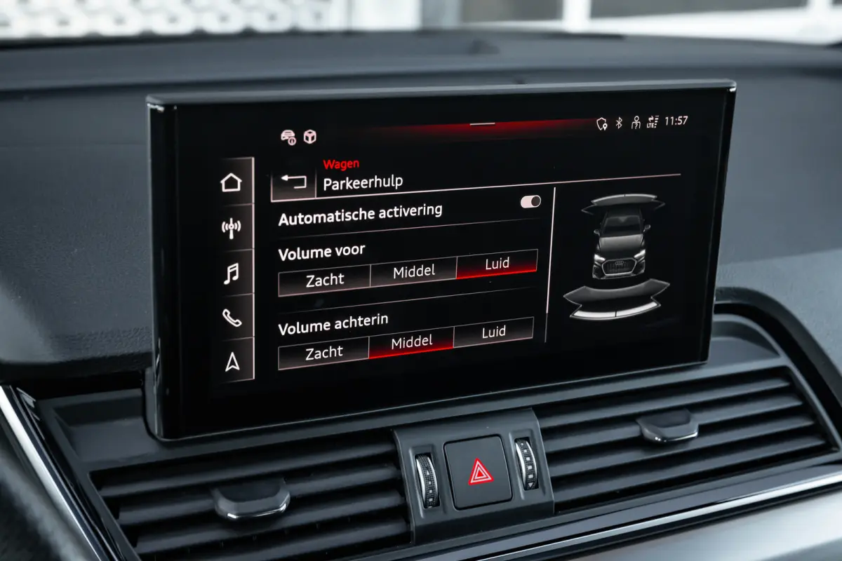 50 TFSI e S edition Competition | Achteruitrijcamera | Apple Carplay/Android Auto|telefoonintegratie premium | Elektrisch bedienbare achterklep | Panoramadak | Achteruitrijcamera | Stoelverw