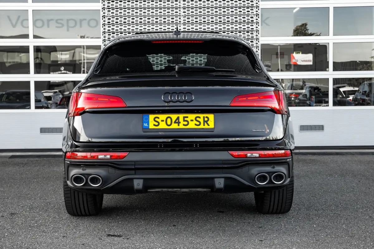 50 TFSI e S edition Competition | Achteruitrijcamera | Apple Carplay/Android Auto|telefoonintegratie premium | Elektrisch bedienbare achterklep | Panoramadak | Achteruitrijcamera | Stoelverw