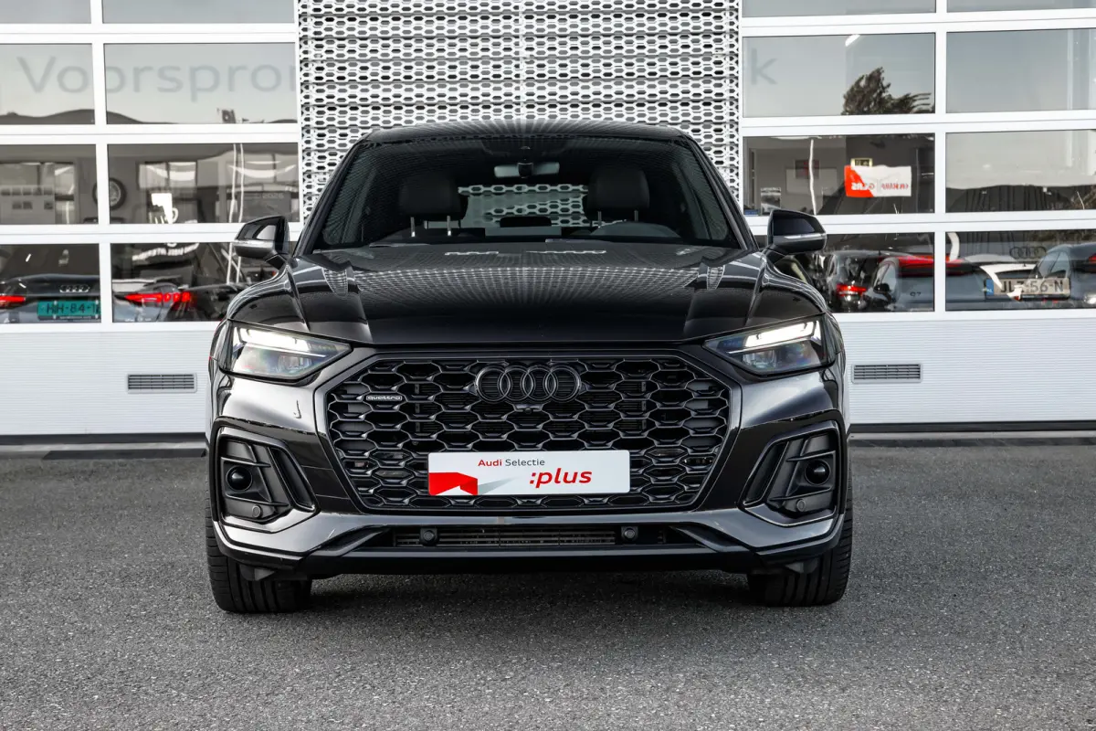 50 TFSI e S edition Competition | Achteruitrijcamera | Apple Carplay/Android Auto|telefoonintegratie premium | Elektrisch bedienbare achterklep | Panoramadak | Achteruitrijcamera | Stoelverw