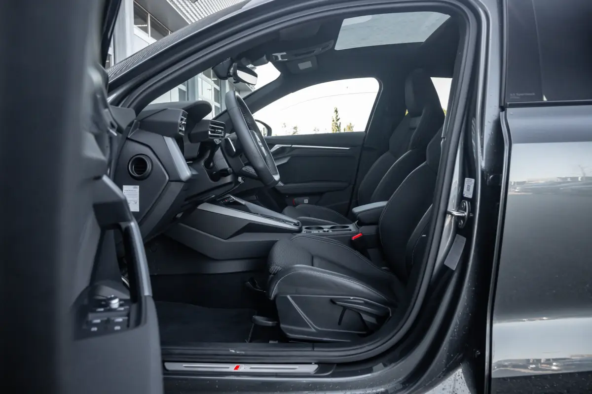 45 TFSI e S edition Competition | Panoramadak | Achteruitrijcamera | ACC | Sfeerverlichting | | Achteruitrijcamera | Apple Carplay/Android Auto|telefoonintegratie premium | Cruise control ad