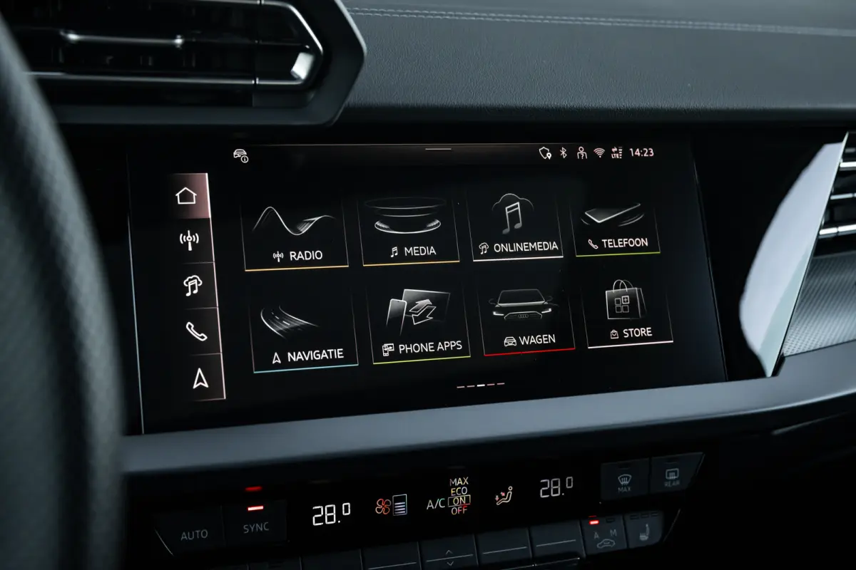 45 TFSI e S edition Competition | Panoramadak | Achteruitrijcamera | ACC | Sfeerverlichting | | Achteruitrijcamera | Apple Carplay/Android Auto|telefoonintegratie premium | Cruise control ad