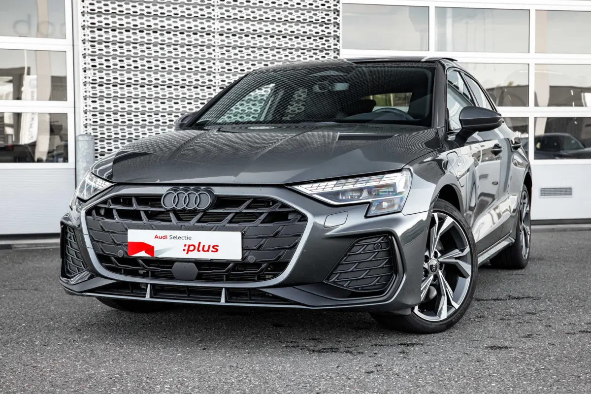 45 TFSI e S edition Competition | Panoramadak | Achteruitrijcamera | ACC | Sfeerverlichting | | Achteruitrijcamera | Apple Carplay/Android Auto|telefoonintegratie premium | Cruise control ad