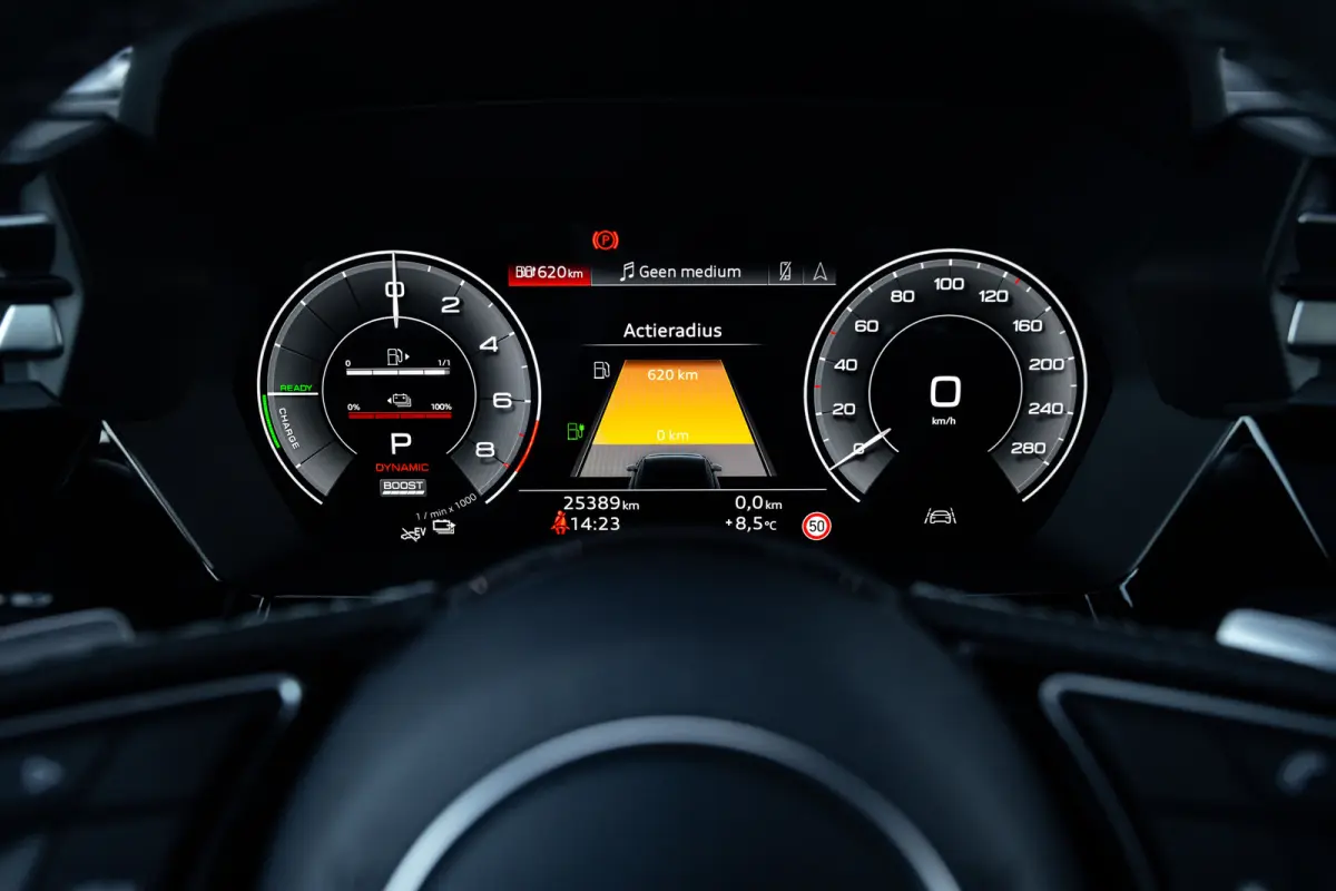 45 TFSI e S edition Competition | Panoramadak | Achteruitrijcamera | ACC | Sfeerverlichting | | Achteruitrijcamera | Apple Carplay/Android Auto|telefoonintegratie premium | Cruise control ad