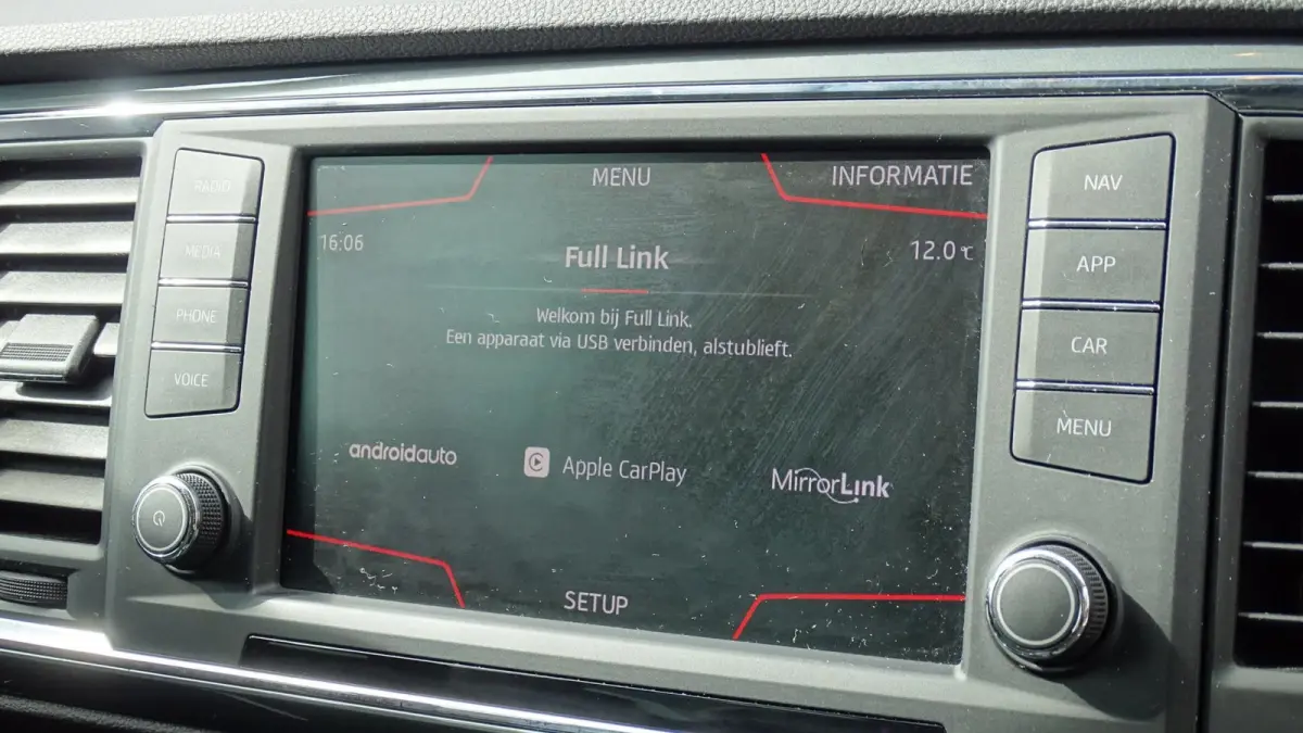 1.0 EcoTSI Style | 5deurs | Navi | Airco | Hoge Instap | 2019 | Vol opties | Inruil mogelijk