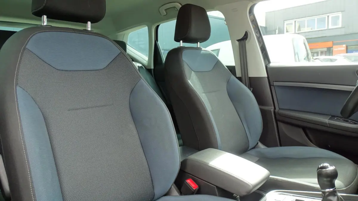 1.0 EcoTSI Style | 5deurs | Navi | Airco | Hoge Instap | 2019 | Vol opties | Inruil mogelijk