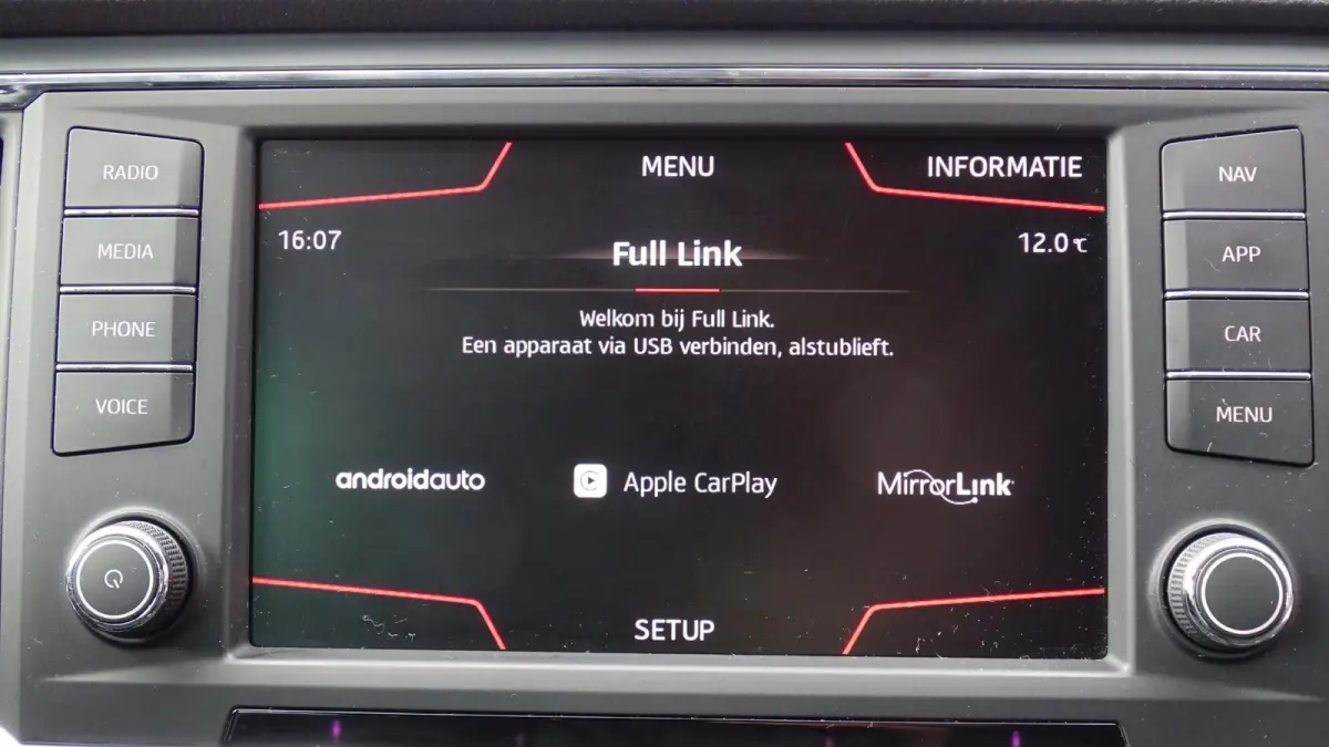 1.0 EcoTSI Style | 5deurs | Navi | Airco | Hoge Instap | 2019 | Vol opties | Inruil mogelijk