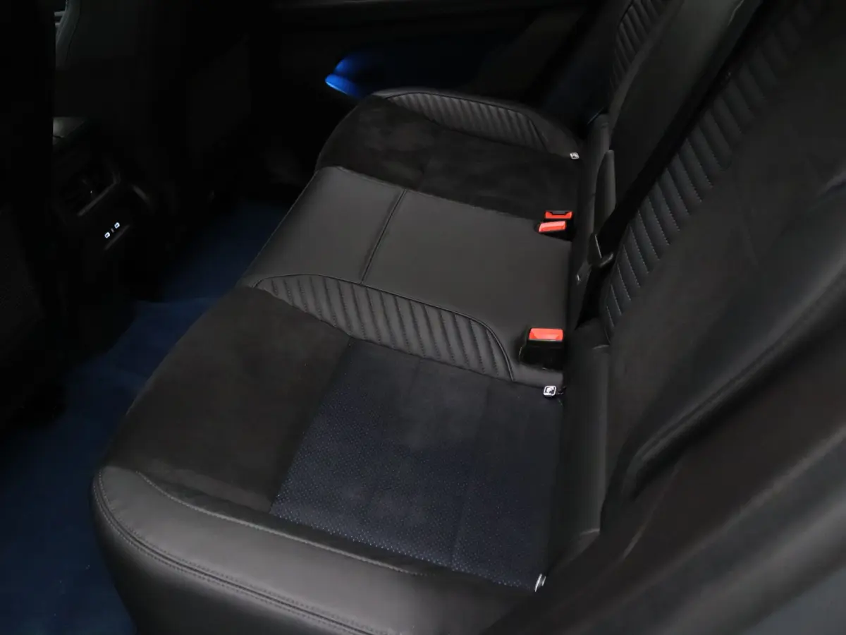 4x4 plug-in hybrid 300pk atelier Alpine Panoramadak | Stoel-/stuur-/voorruitverw.