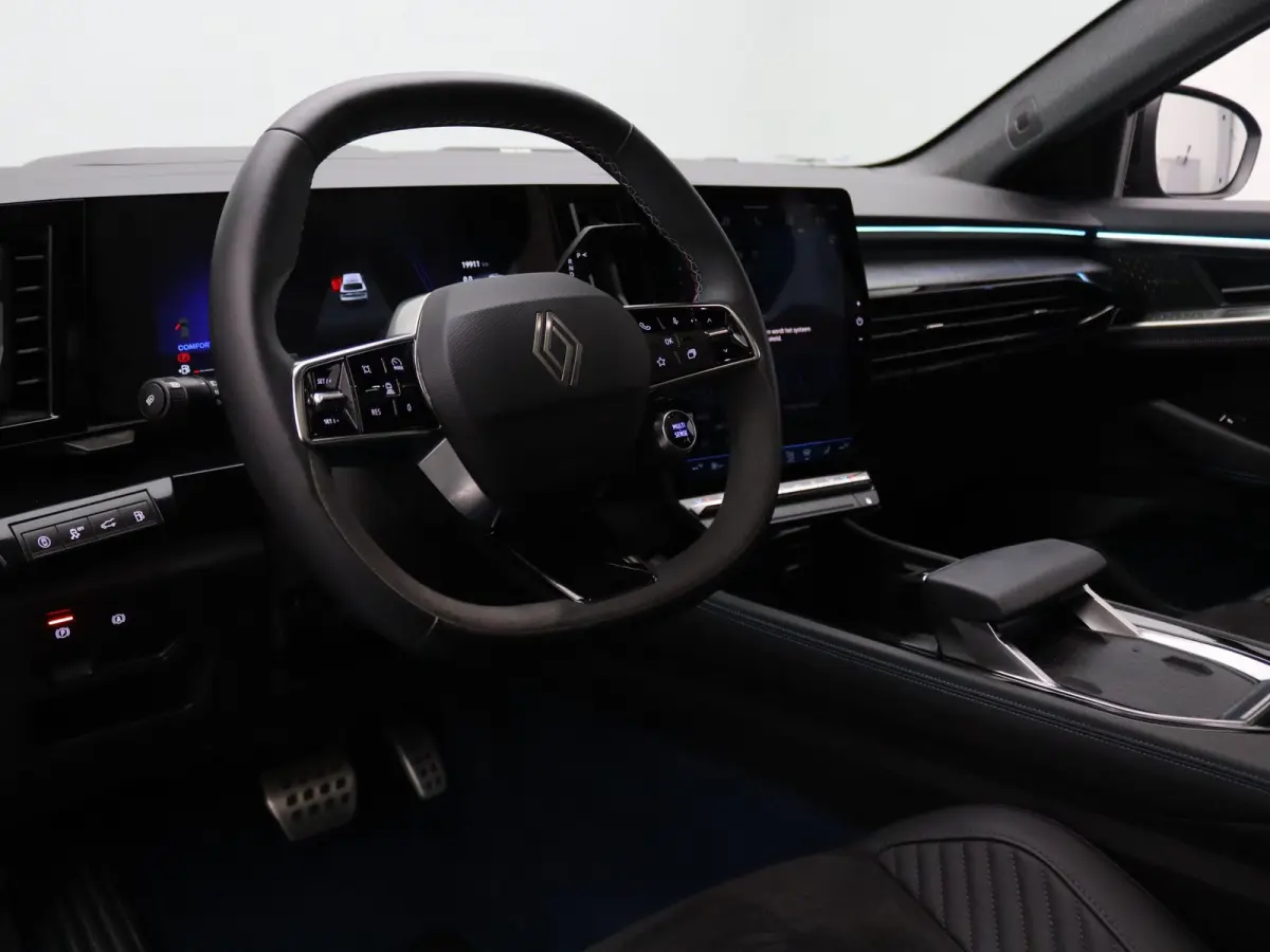 4x4 plug-in hybrid 300pk atelier Alpine Panoramadak | Stoel-/stuur-/voorruitverw.