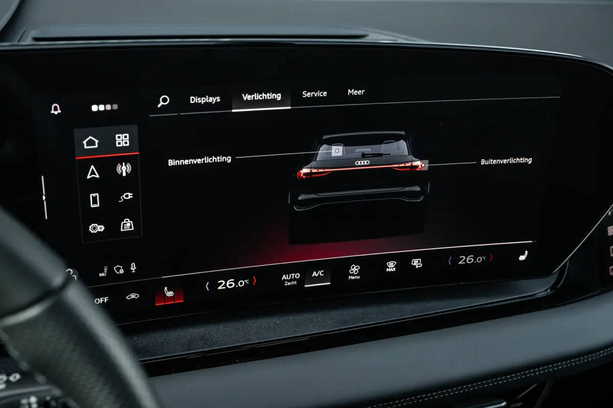 S edition performance 100 kWh | Achterstoelen verwarmd | Apple Carplay/Android Auto|telefoonintegratie premium | Cruise control adaptief | Panoramadak | Luchtvering | Trekhaak | Bang & Olufs