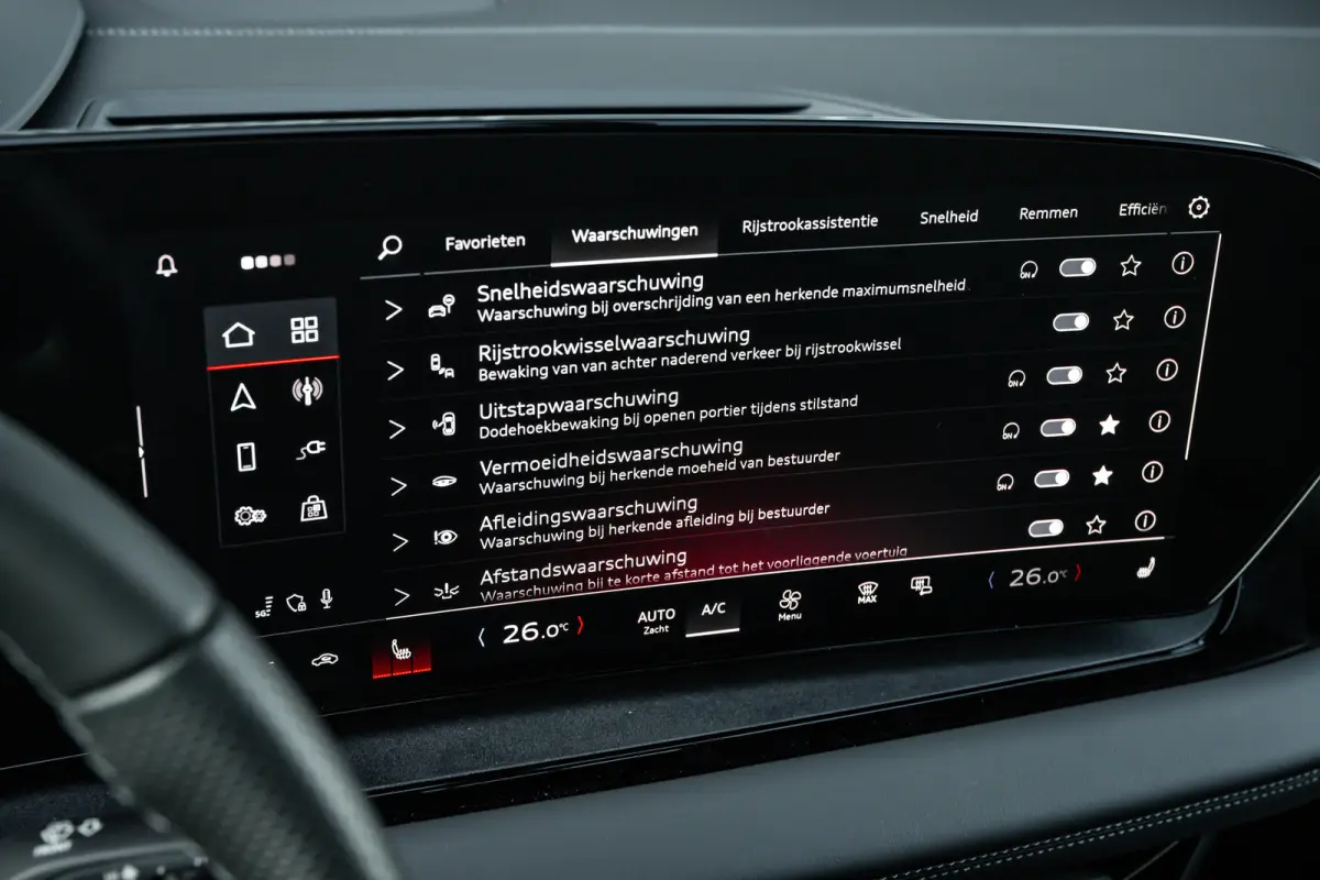 S edition performance 100 kWh | Achterstoelen verwarmd | Apple Carplay/Android Auto|telefoonintegratie premium | Cruise control adaptief | Panoramadak | Luchtvering | Trekhaak | Bang & Olufs