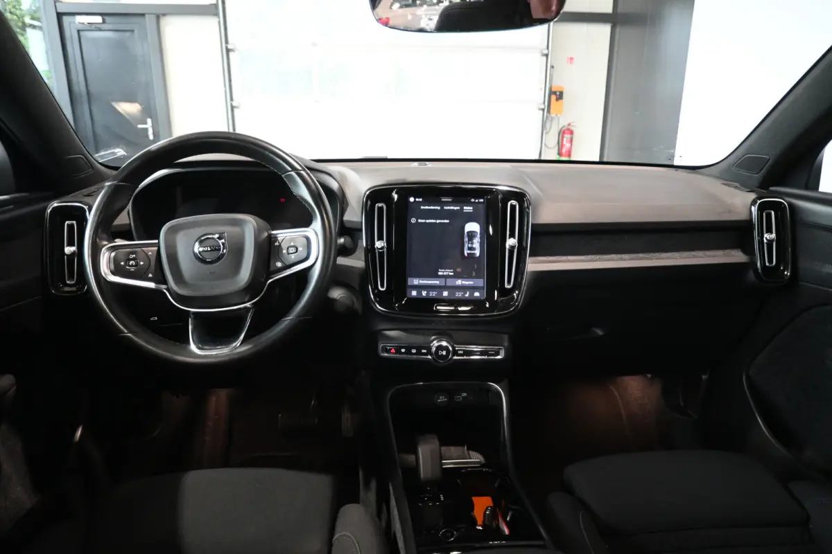 Recharge Plus 69 kWh NAP! SOH 94.6% Clima Adaptieve Cruise Carplay Panoramadak Trekhaak CarPlay 100% Onderhouden! Inruil Mogelijk!