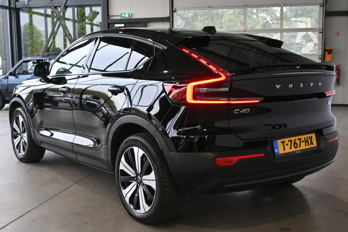 Recharge Plus 69 kWh NAP! SOH 94.6% Clima Adaptieve Cruise Carplay Panoramadak Trekhaak CarPlay 100% Onderhouden! Inruil Mogelijk!