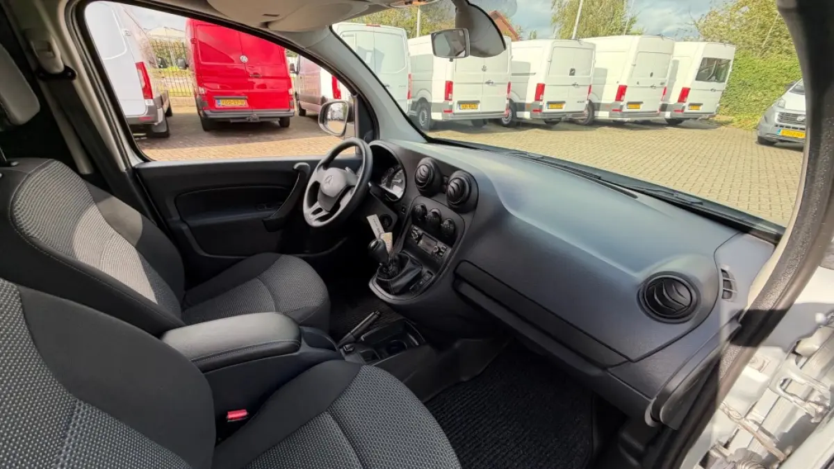 109 CDI 66KW 90PK EURO 6 AIRCO/ CRUISE CONTROL/ NAVIGATIE/ 100% DEALERONDERHOUDEN