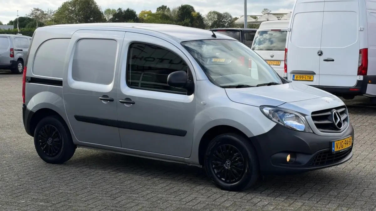 109 CDI 66KW 90PK EURO 6 AIRCO/ CRUISE CONTROL/ NAVIGATIE/ 100% DEALERONDERHOUDEN