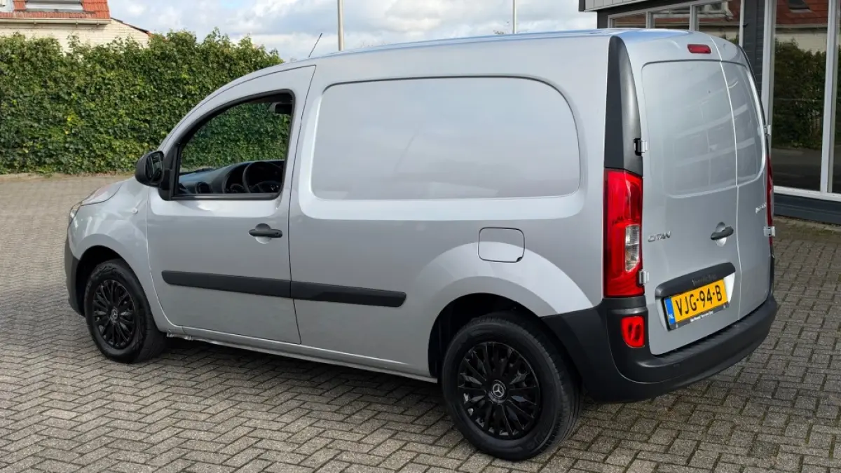 109 CDI 66KW 90PK EURO 6 AIRCO/ CRUISE CONTROL/ NAVIGATIE/ 100% DEALERONDERHOUDEN