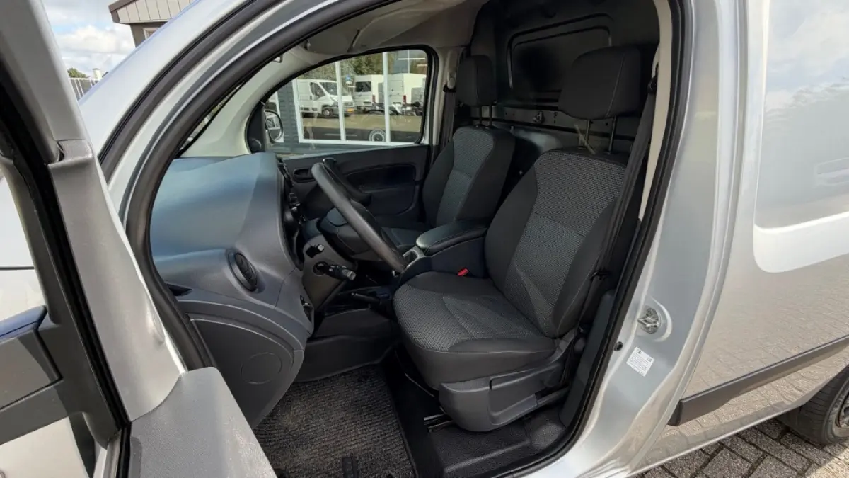 109 CDI 66KW 90PK EURO 6 AIRCO/ CRUISE CONTROL/ NAVIGATIE/ 100% DEALERONDERHOUDEN