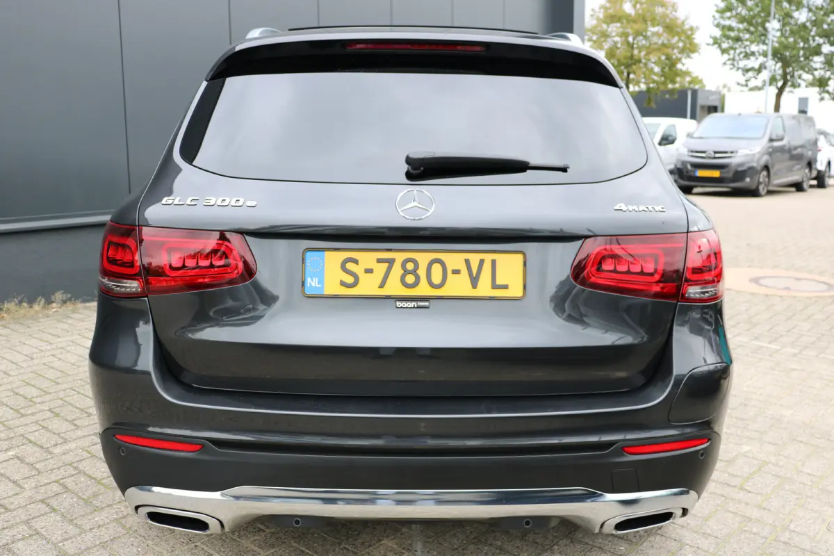 4MATIC 320pk | Camera 360 Graden | Navi | Panoramisch zonnedak | Stoelverwarming voor + achter |
