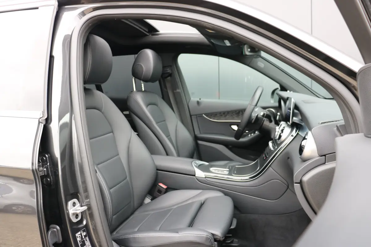 4MATIC 320pk | Camera 360 Graden | Navi | Panoramisch zonnedak | Stoelverwarming voor + achter |