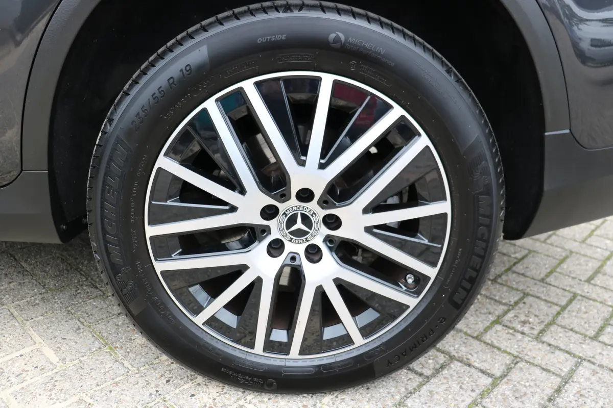 4MATIC 320pk | Camera 360 Graden | Navi | Panoramisch zonnedak | Stoelverwarming voor + achter |