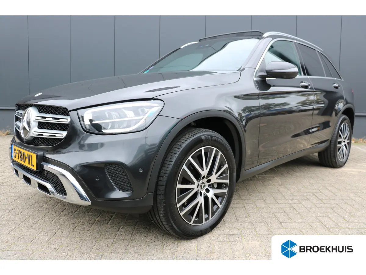 4MATIC 320pk | Camera 360 Graden | Navi | Panoramisch zonnedak | Stoelverwarming voor + achter |
