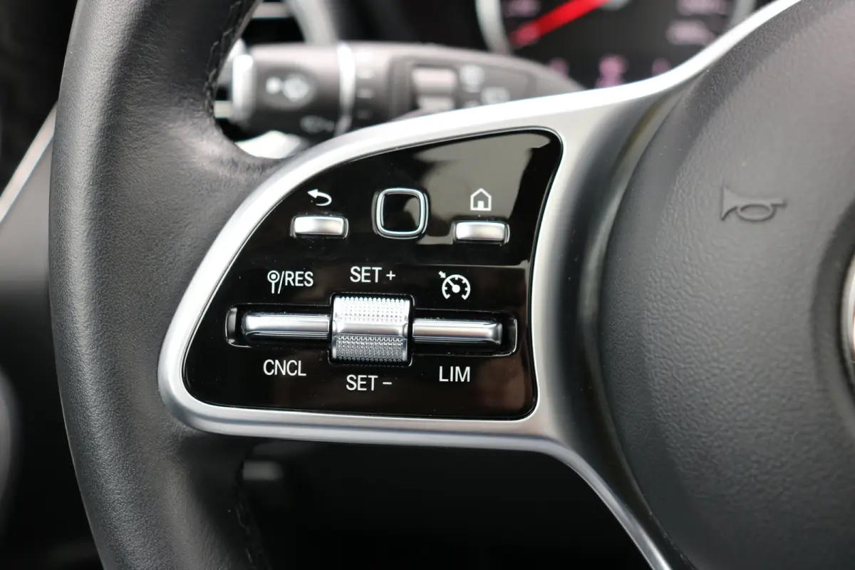 4MATIC 320pk | Camera 360 Graden | Navi | Panoramisch zonnedak | Stoelverwarming voor + achter |