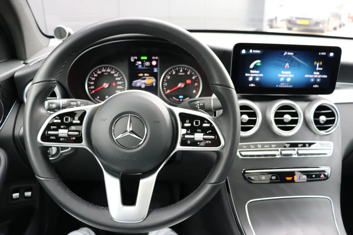 4MATIC 320pk | Camera 360 Graden | Navi | Panoramisch zonnedak | Stoelverwarming voor + achter |