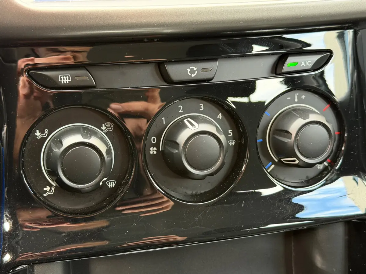 1.2 PureTech Selection|1e Eigenaar|D-Riem vv in 2024|Trekhaak|Navi|Airco|Cruise|PDC|Bleutooth|DealerOnderhouden|Isofix|