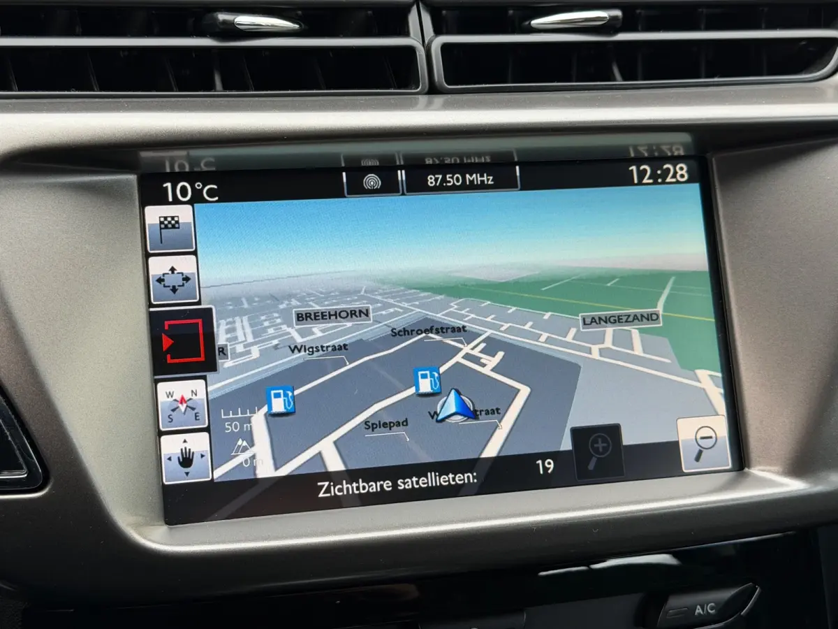 1.2 PureTech Selection|1e Eigenaar|D-Riem vv in 2024|Trekhaak|Navi|Airco|Cruise|PDC|Bleutooth|DealerOnderhouden|Isofix|