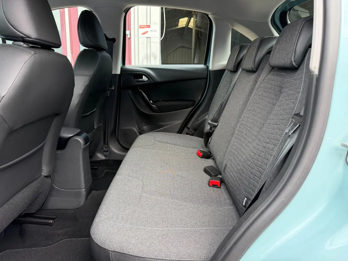 1.2 PureTech Selection|1e Eigenaar|D-Riem vv in 2024|Trekhaak|Navi|Airco|Cruise|PDC|Bleutooth|DealerOnderhouden|Isofix|
