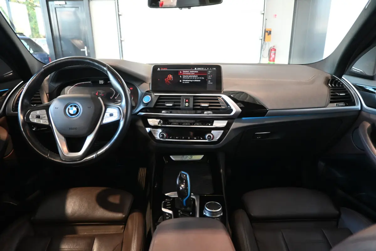 High Executive 80 kWh SOH 96.7% Clima Adaptieve Cruise Leder Panoramdak Harman&Kardon Trekhaak Inruil Mogelijk!