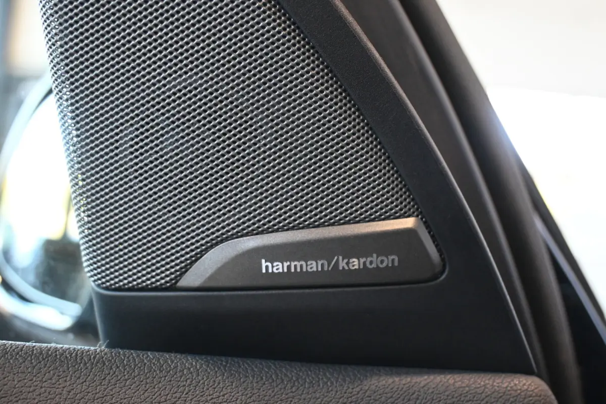 High Executive 80 kWh SOH 96.7% Clima Adaptieve Cruise Leder Panoramdak Harman&Kardon Trekhaak Inruil Mogelijk!