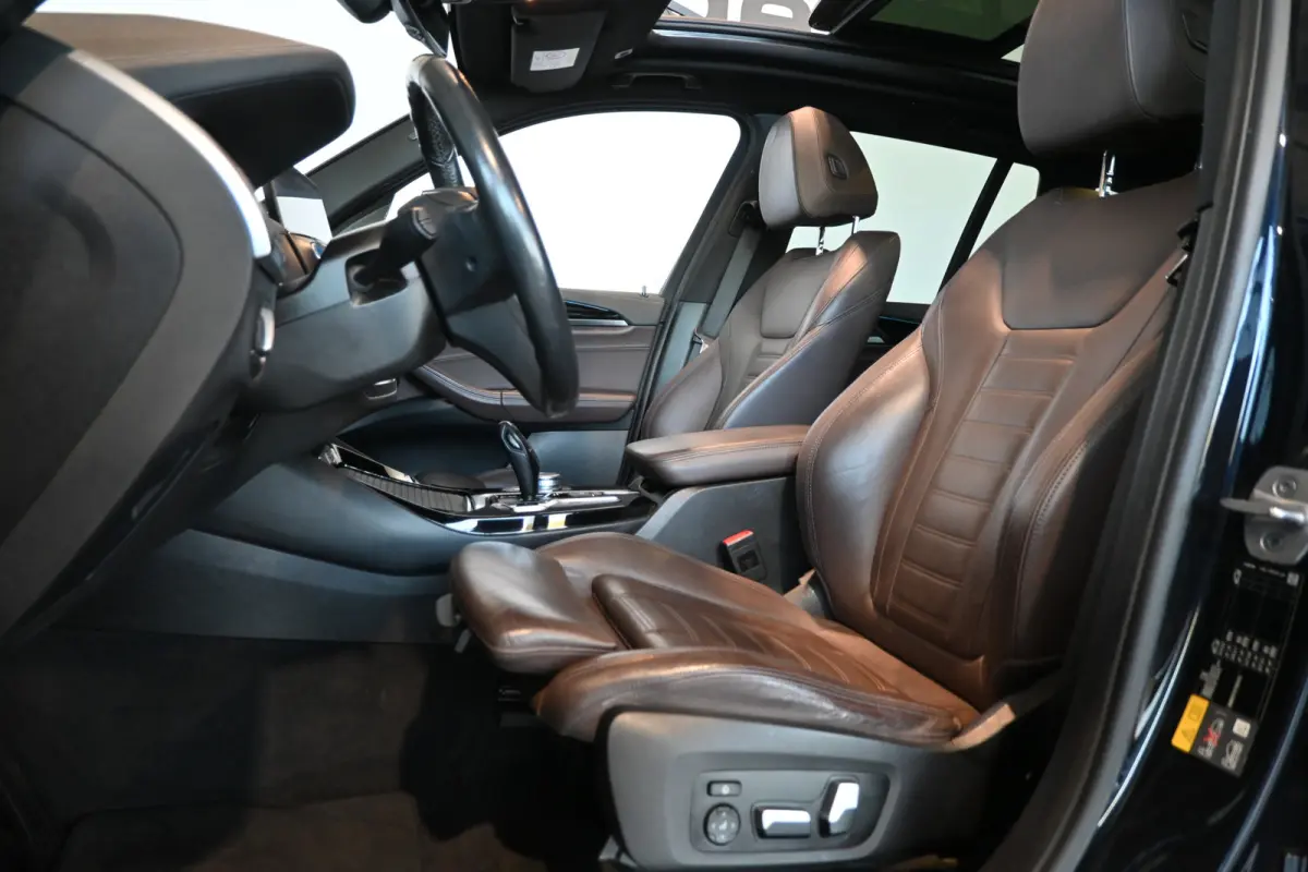 High Executive 80 kWh SOH 96.7% Clima Adaptieve Cruise Leder Panoramdak Harman&Kardon Trekhaak Inruil Mogelijk!