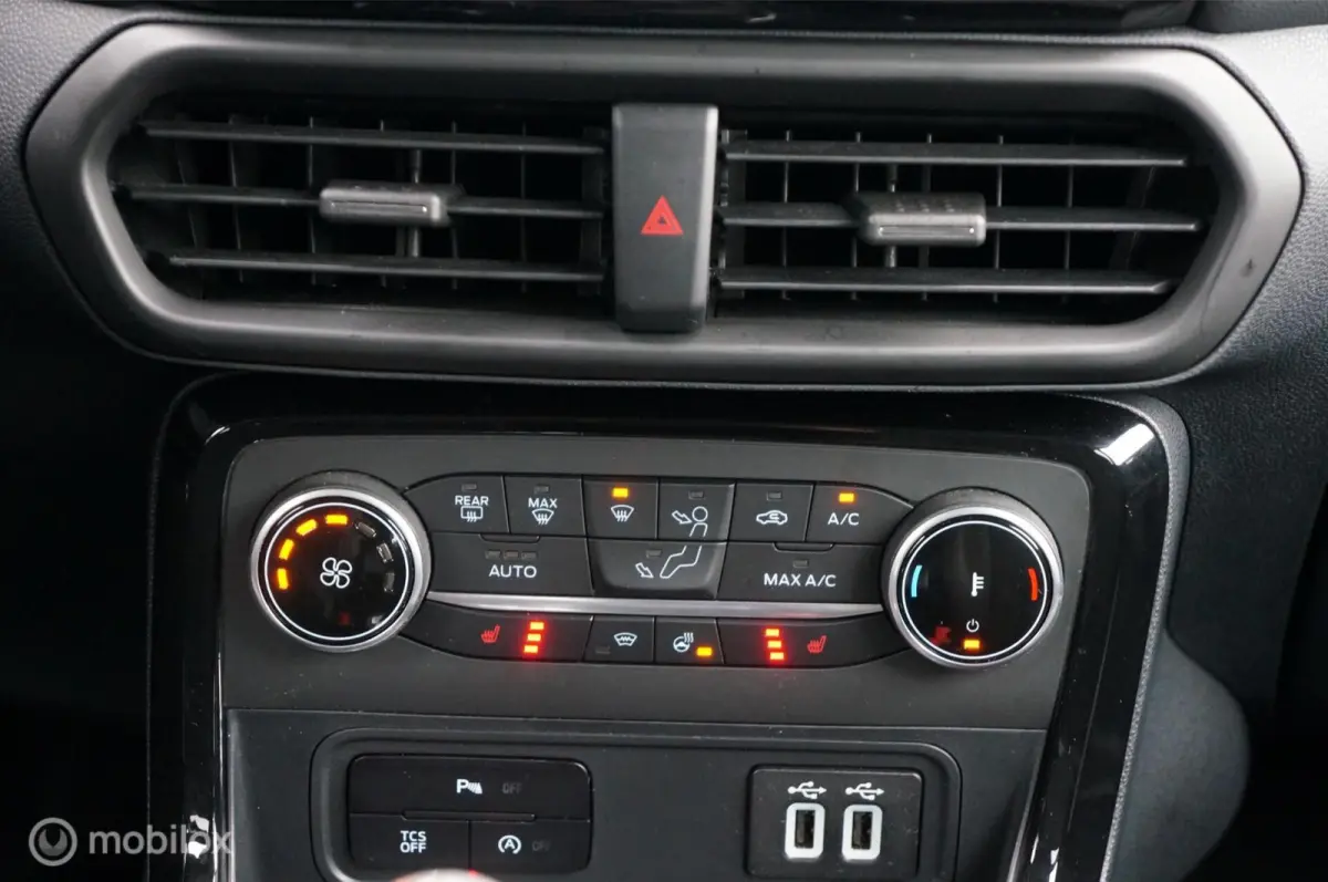 1.0 EcoBoost ST-Line Navi Clim LED Matrix B&O