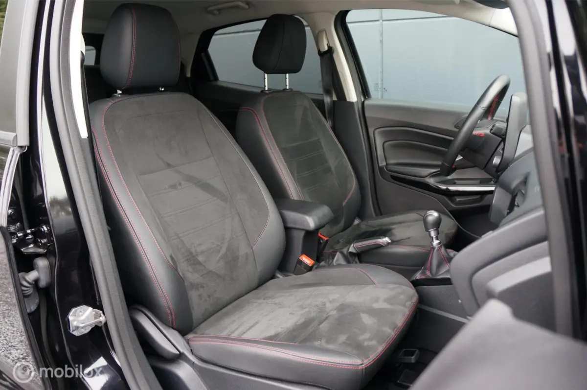 1.0 EcoBoost ST-Line Navi Clim LED Matrix B&O