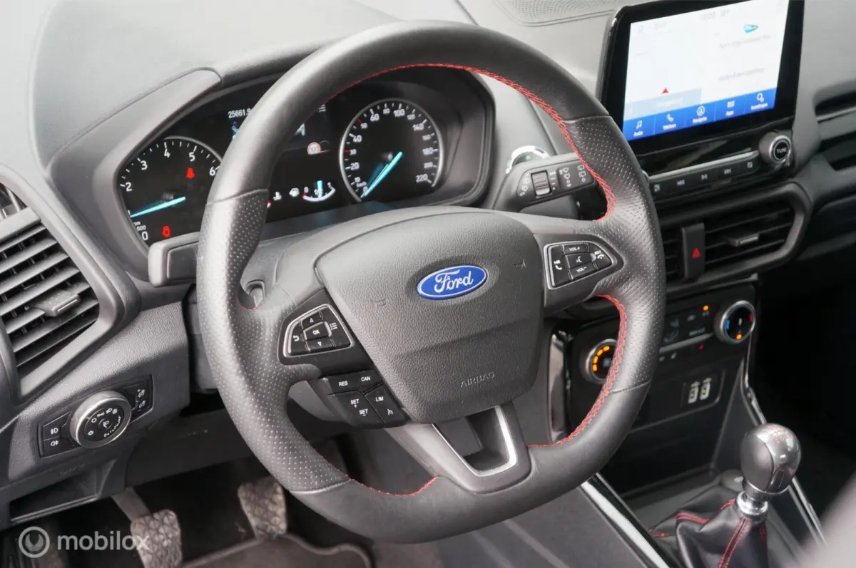 1.0 EcoBoost ST-Line Navi Clim LED Matrix B&O