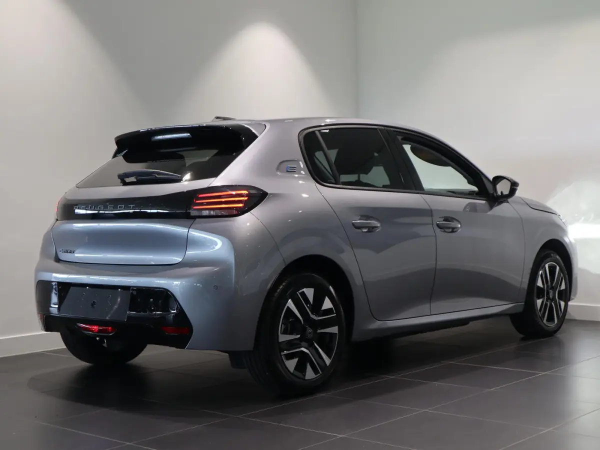 e-Style 50 kWh | Parkeerhulp | Stoelverwarming | Apple Carplay/Android Auto