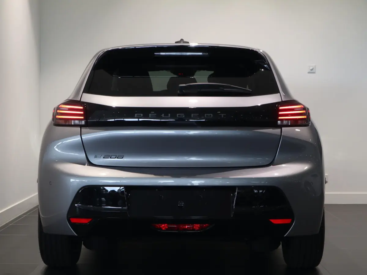 e-Style 50 kWh | Parkeerhulp | Stoelverwarming | Apple Carplay/Android Auto