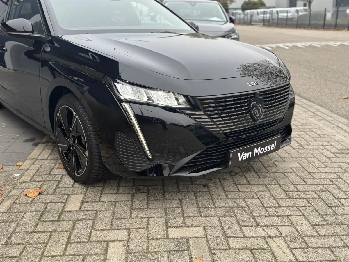 Allure EV 54 kWh l Camera achter | Draadloze Apple Carplay/Android Auto | Stoelverwarming