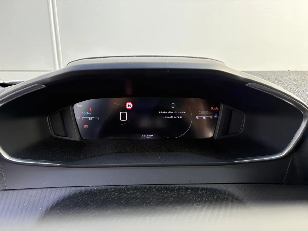 1.2 PureTech 100 Allure | Parkeerhulp | Camera voor | Draadloze Apple Carplay/Android Auto |