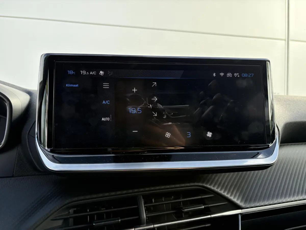 1.2 PureTech 100 Allure | Parkeerhulp | Camera voor | Draadloze Apple Carplay/Android Auto |